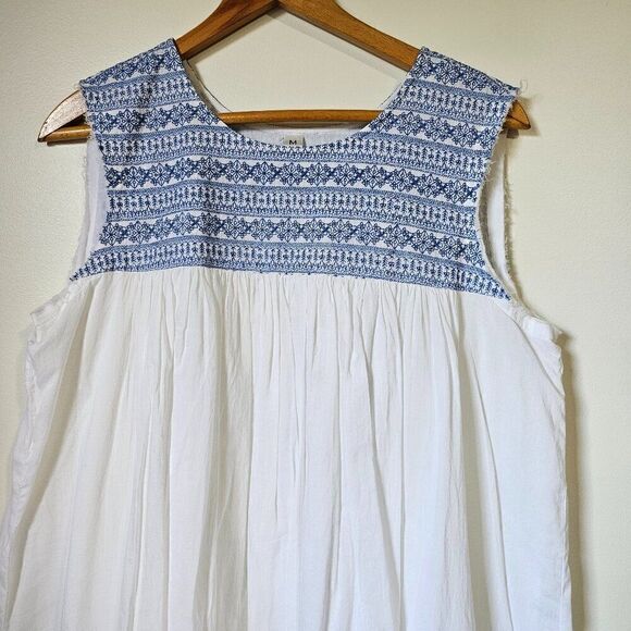 EUC NEVER WORN BOHO EMBROIDERED TASSEL HEM COTTON DRESS SIZE M - Picture 4 of 16